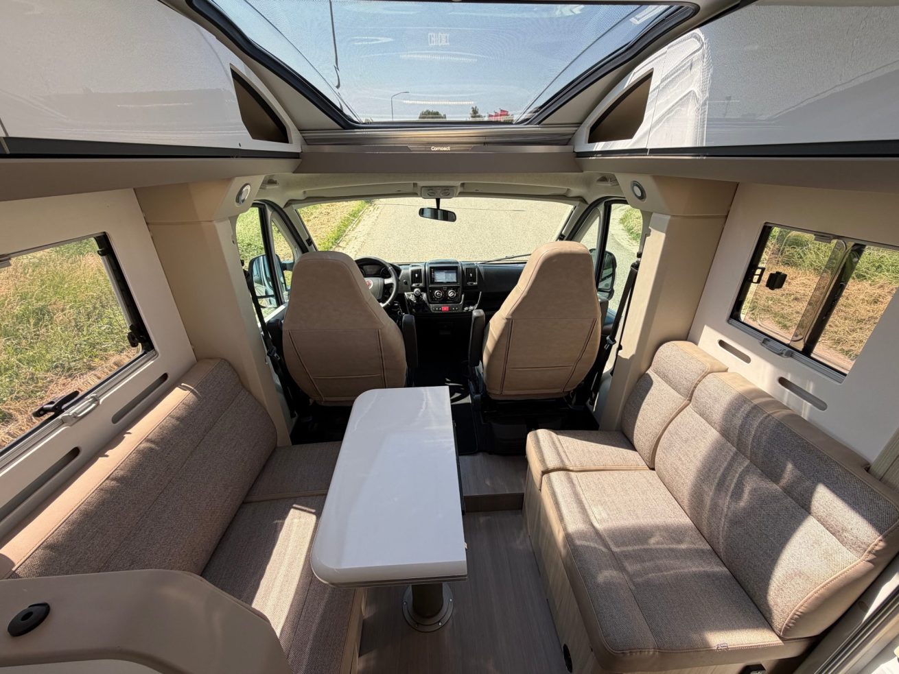 Adria Compact Supreme DL (17)