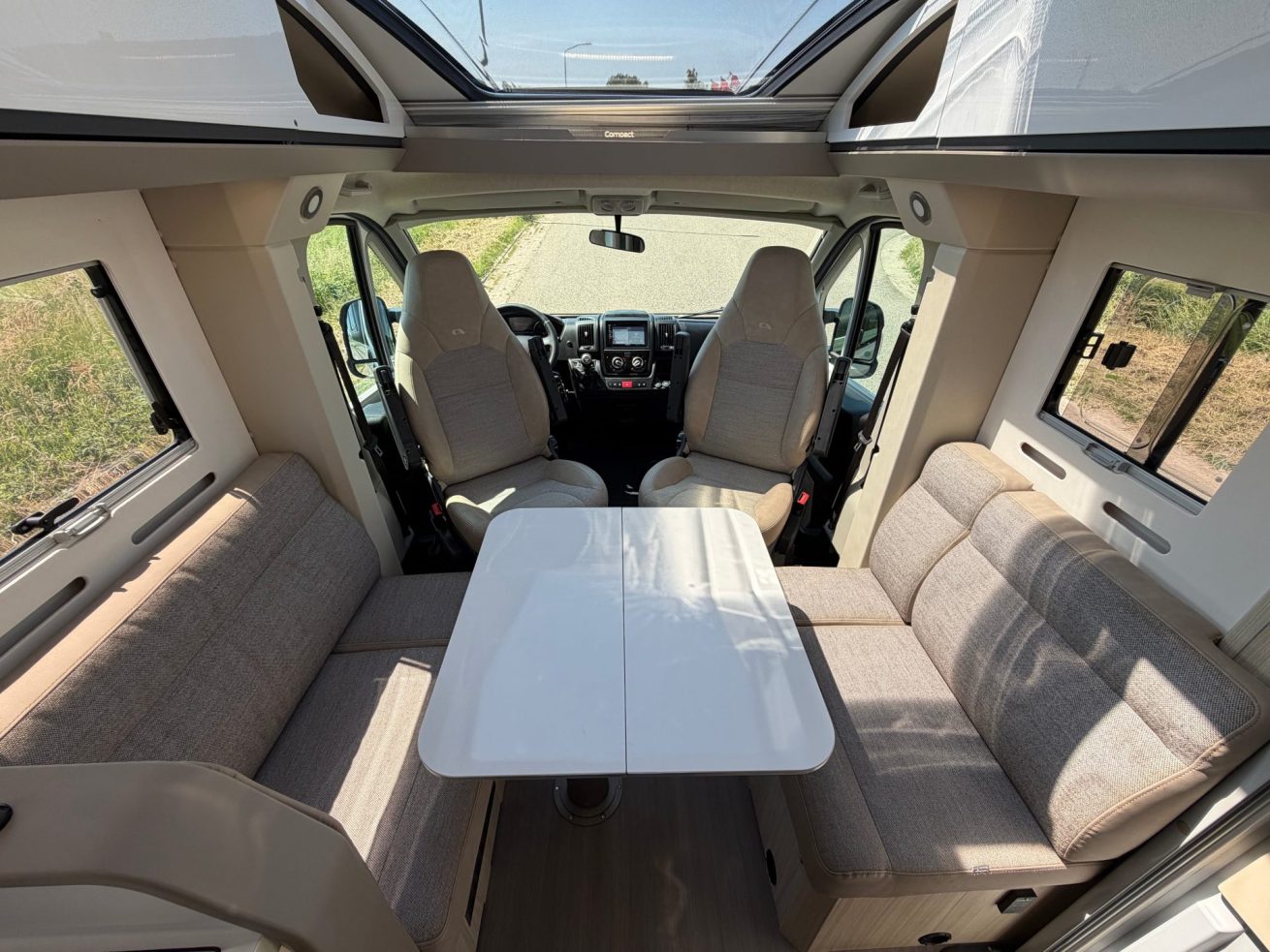 Adria Compact Supreme DL (21)