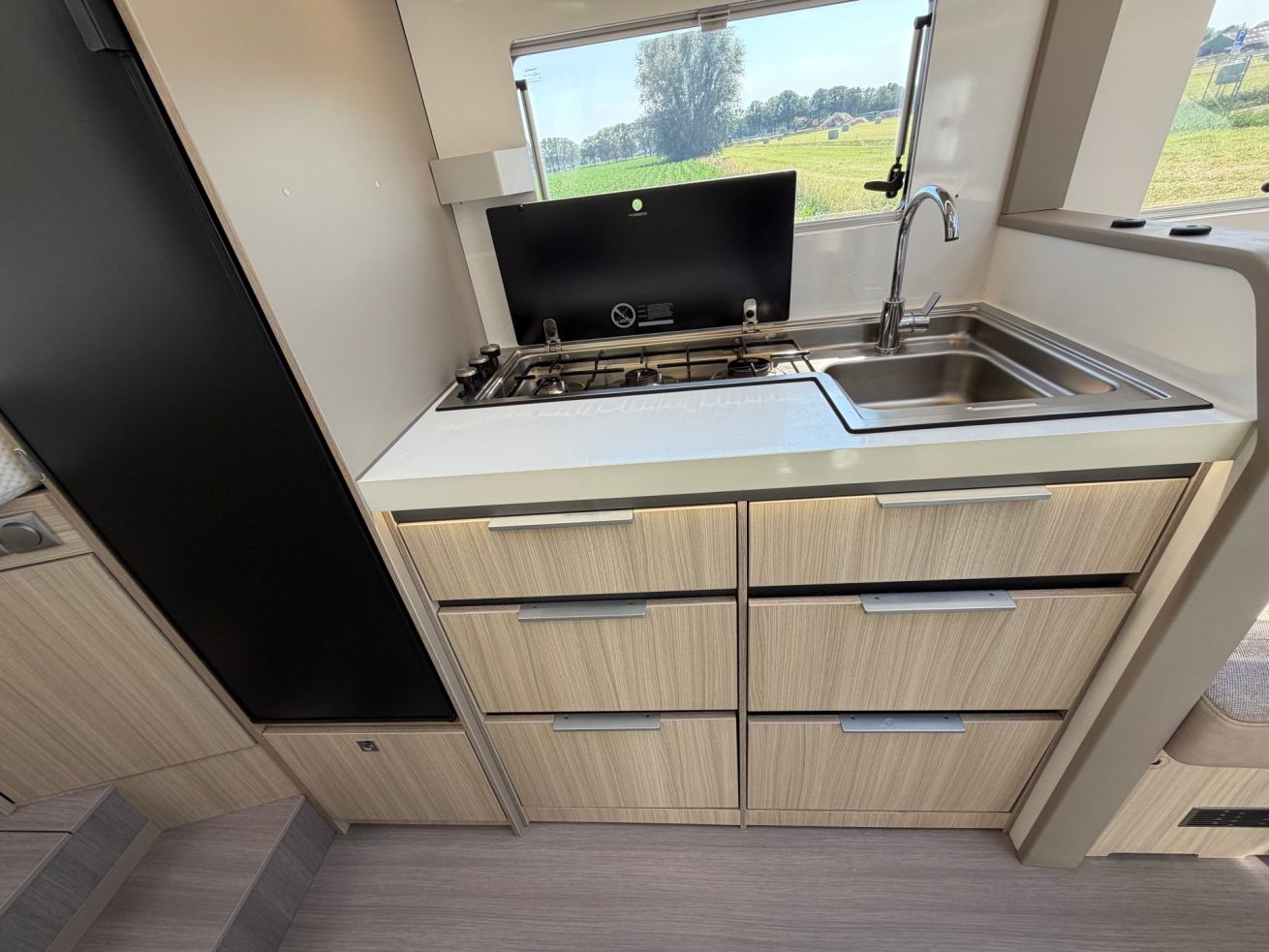 Adria Compact Supreme DL (9)