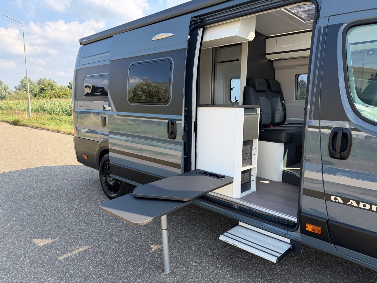 Adria Twin Supreme 640 SGX (21)