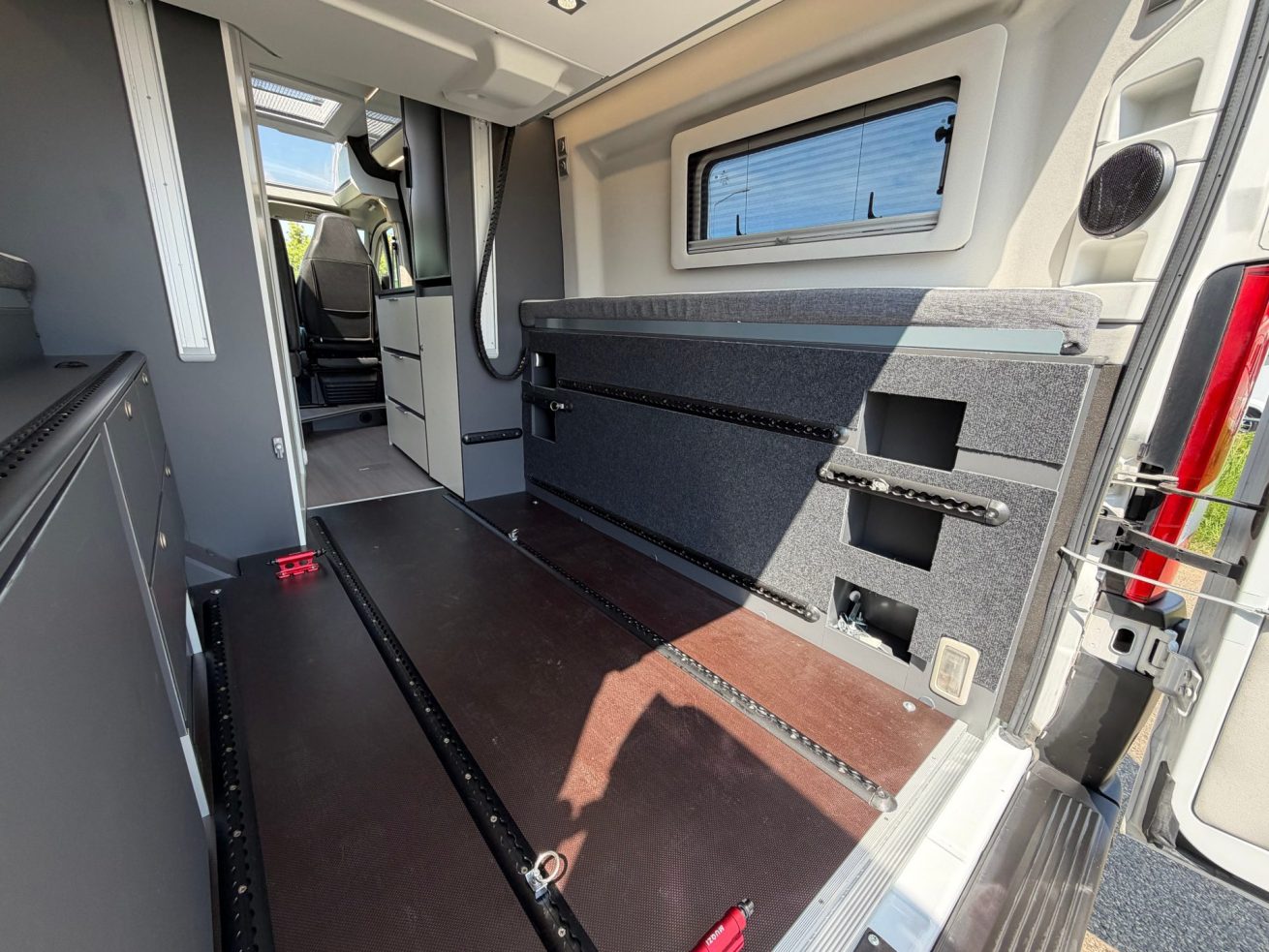 Adria Twin Supreme 640 SGX (22)