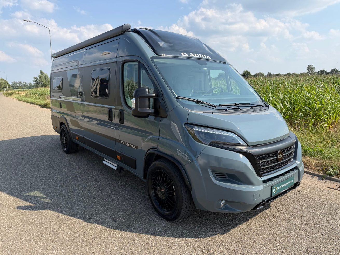 Adria Twin Supreme 640 SGX (29)