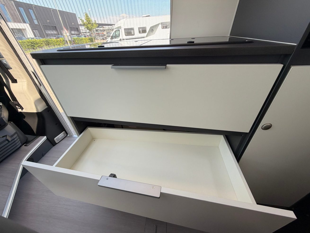 Adria Twin Supreme 640 SGX (31)