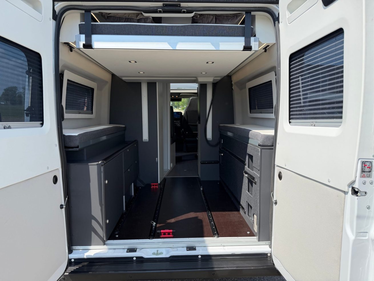 Adria Twin Supreme 640 SGX (4)