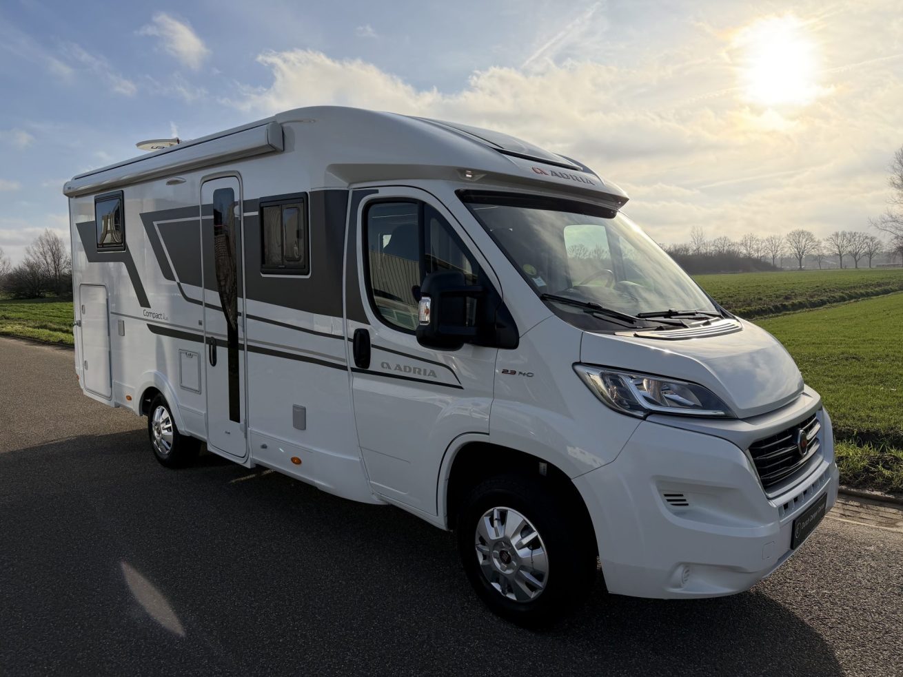 Adria compact DL (21)