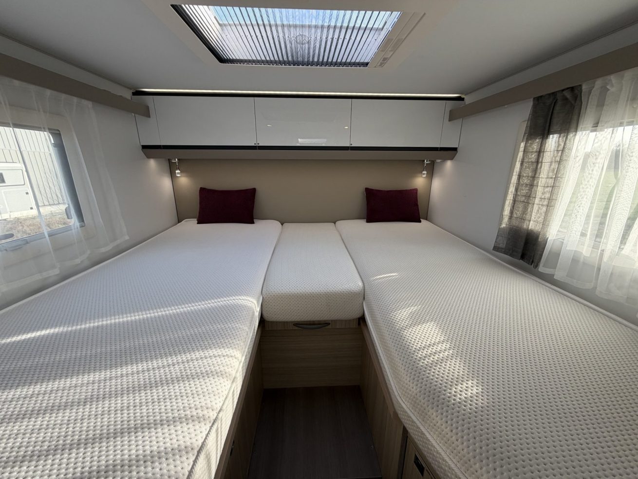 Adria compact DL (7)