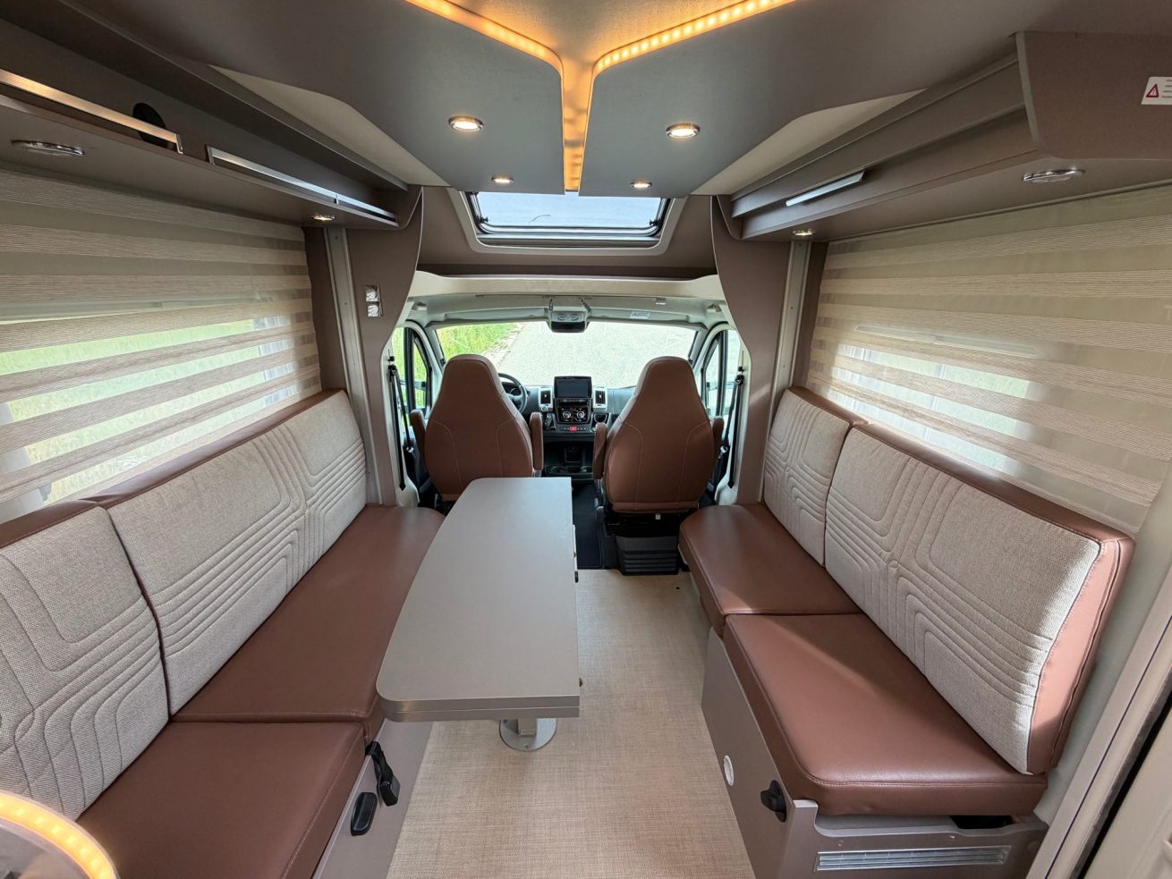 Bürstner Lyseo Harmony Line 680 (24)
