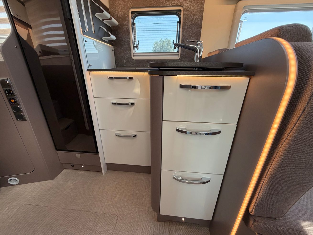 Bürstner Lyseo Harmony Line TD690G (15)