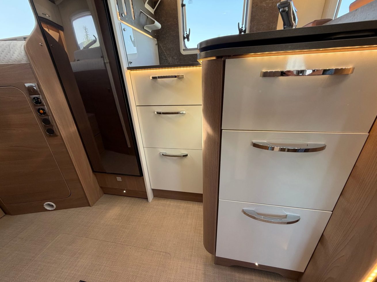 Bürstner Lyseo Harmony Line TD690G (32)