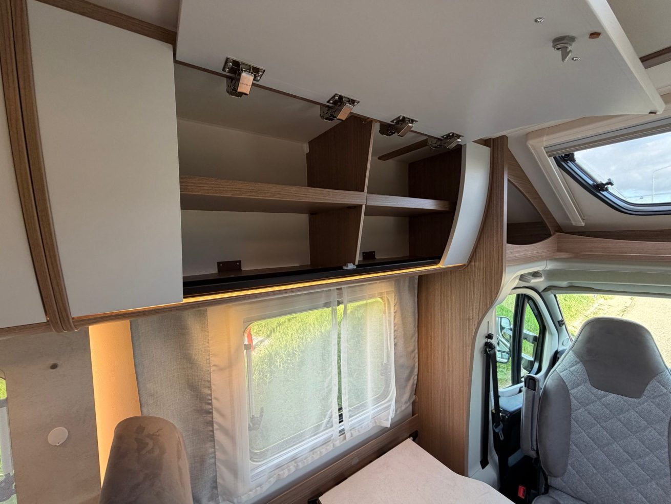 Carado Clever+ Edition T338 (22)