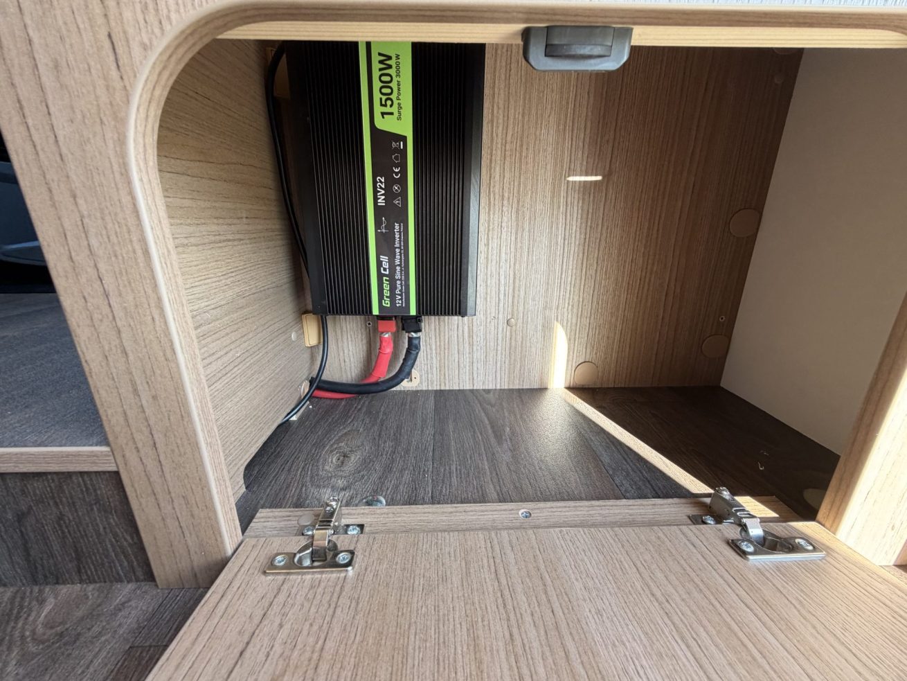 Carado Clever+ Edition T338 (32)
