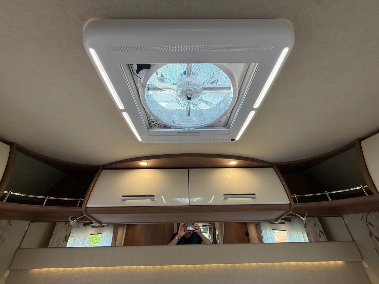 Carthago C-Tourer 148 LE (1)
