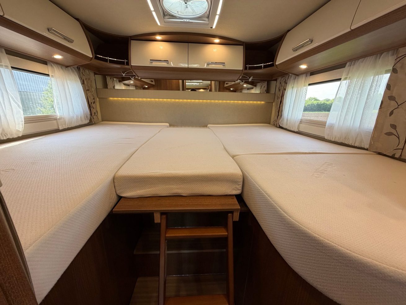 Carthago C-Tourer 148 LE (38)