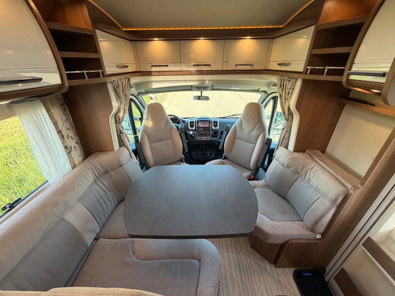 Carthago C-Tourer 148 LE (7)