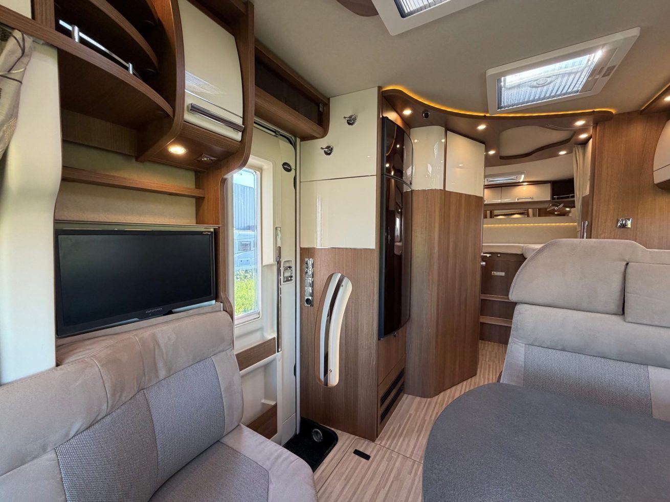 Carthago C-Tourer 148 LE (8)