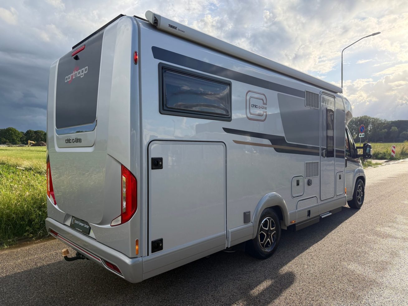 Carthago Chic C-line T 4.9 LE Silver (7)