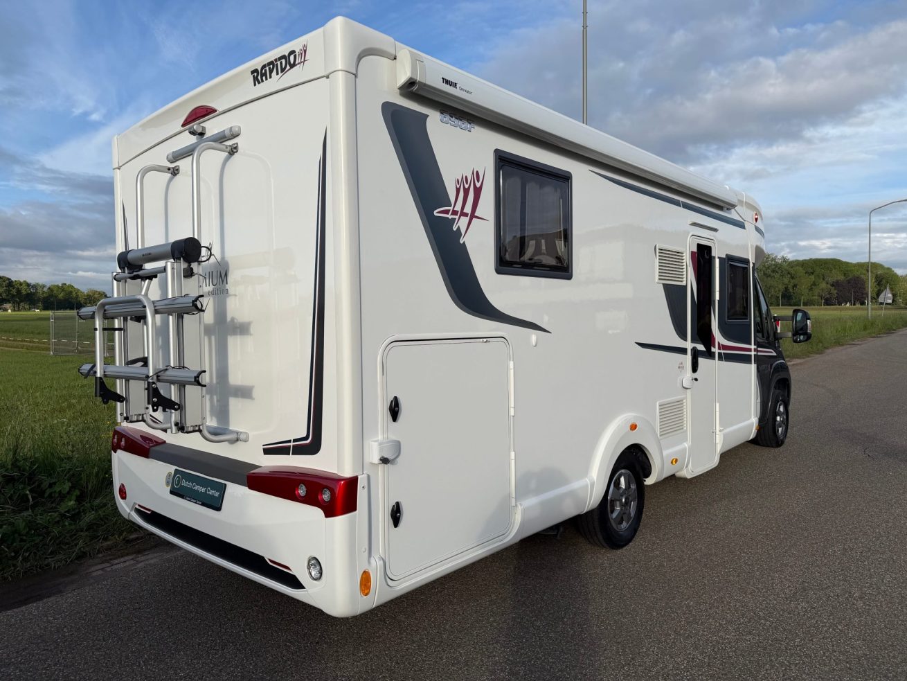 Rapido 696 F Premium Edition (16)