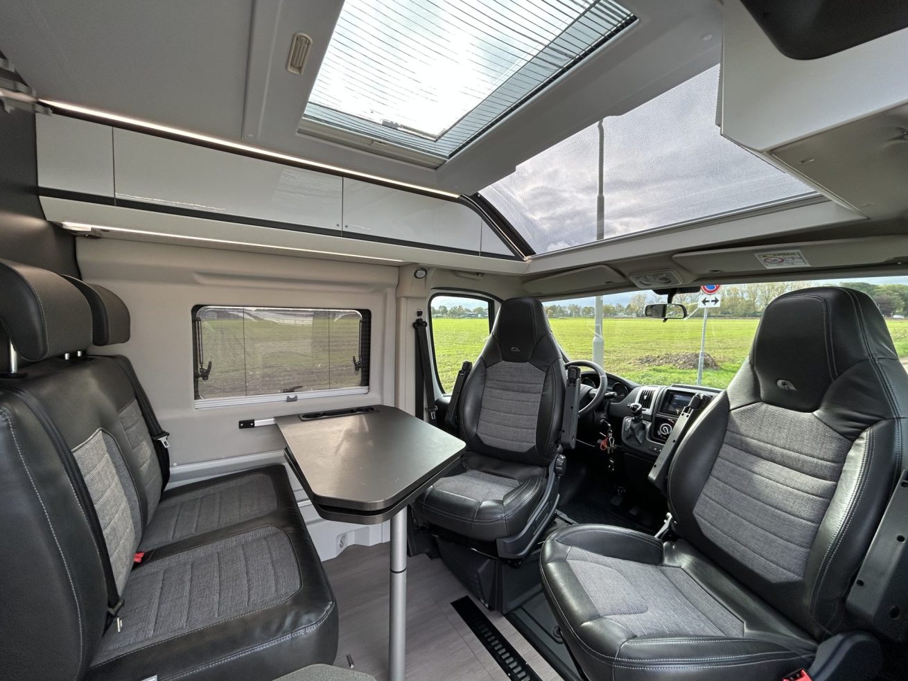 Adria Twin SGX