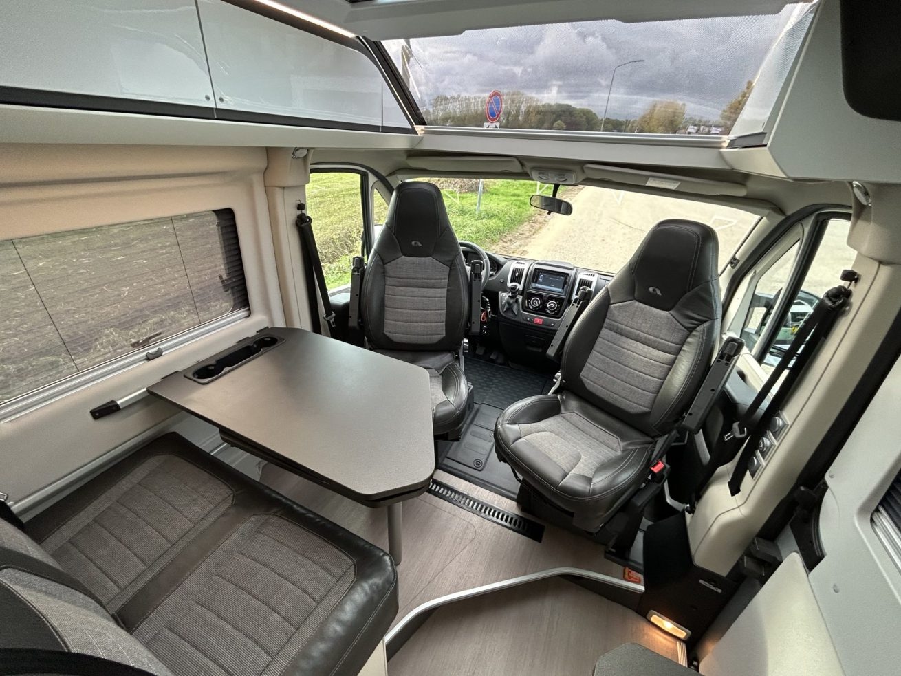 Adria Twin SGX