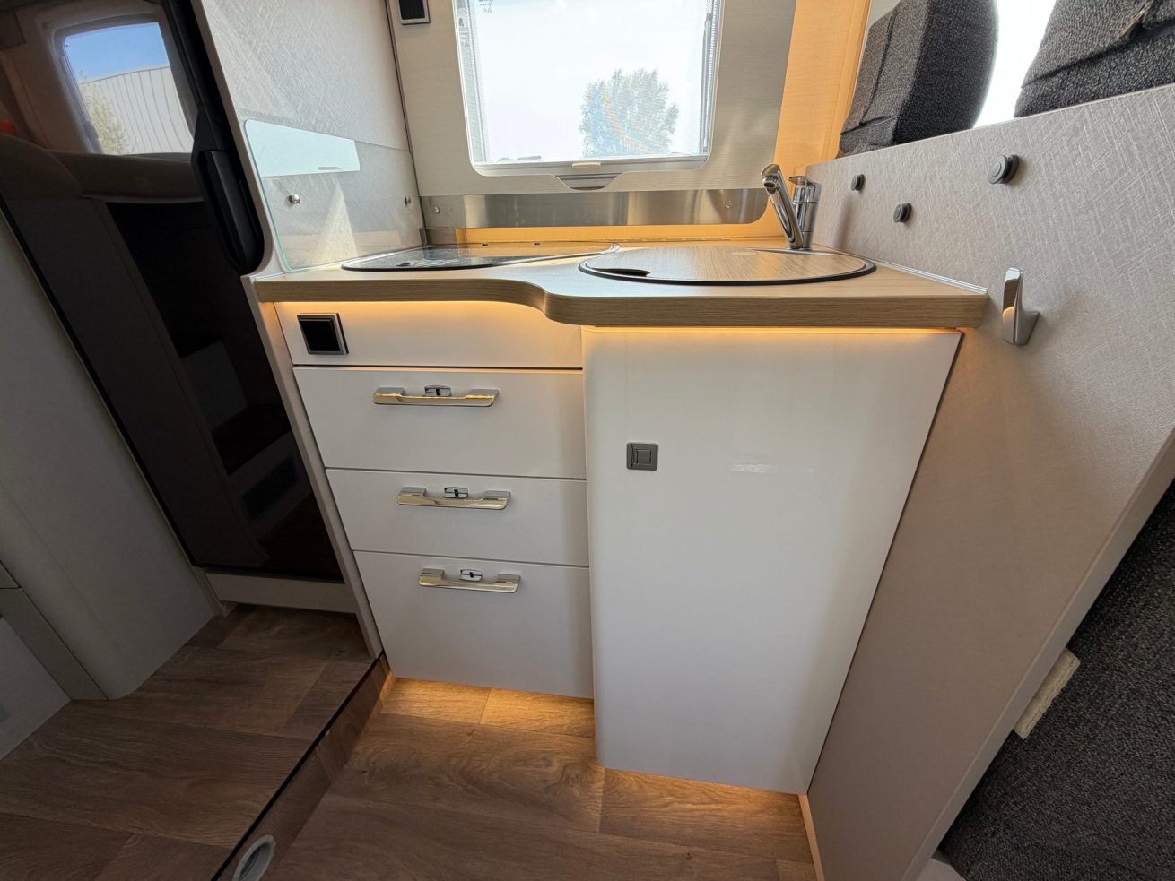 image00014 (3)