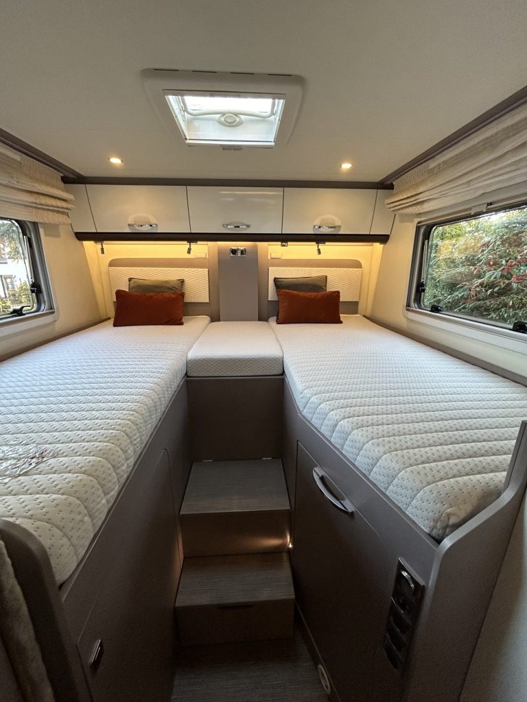 bürstner half-integraal camper