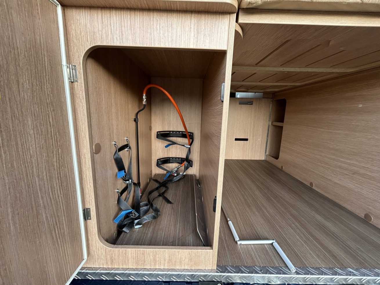 image00026