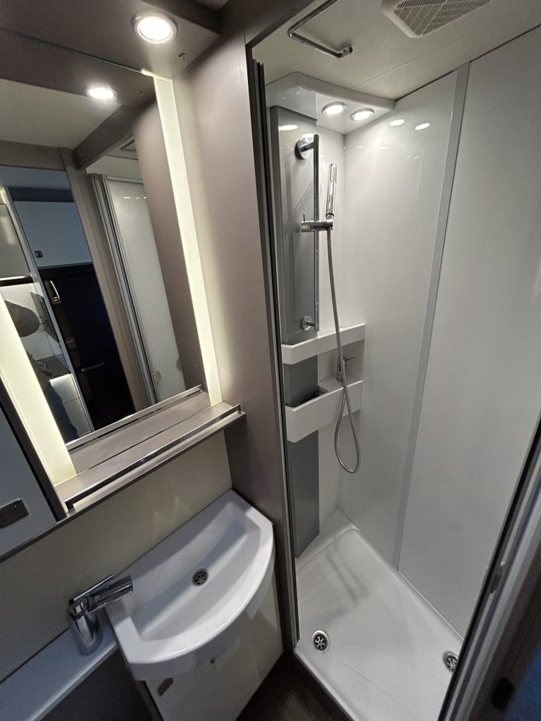 bürstner half-integraal camper
